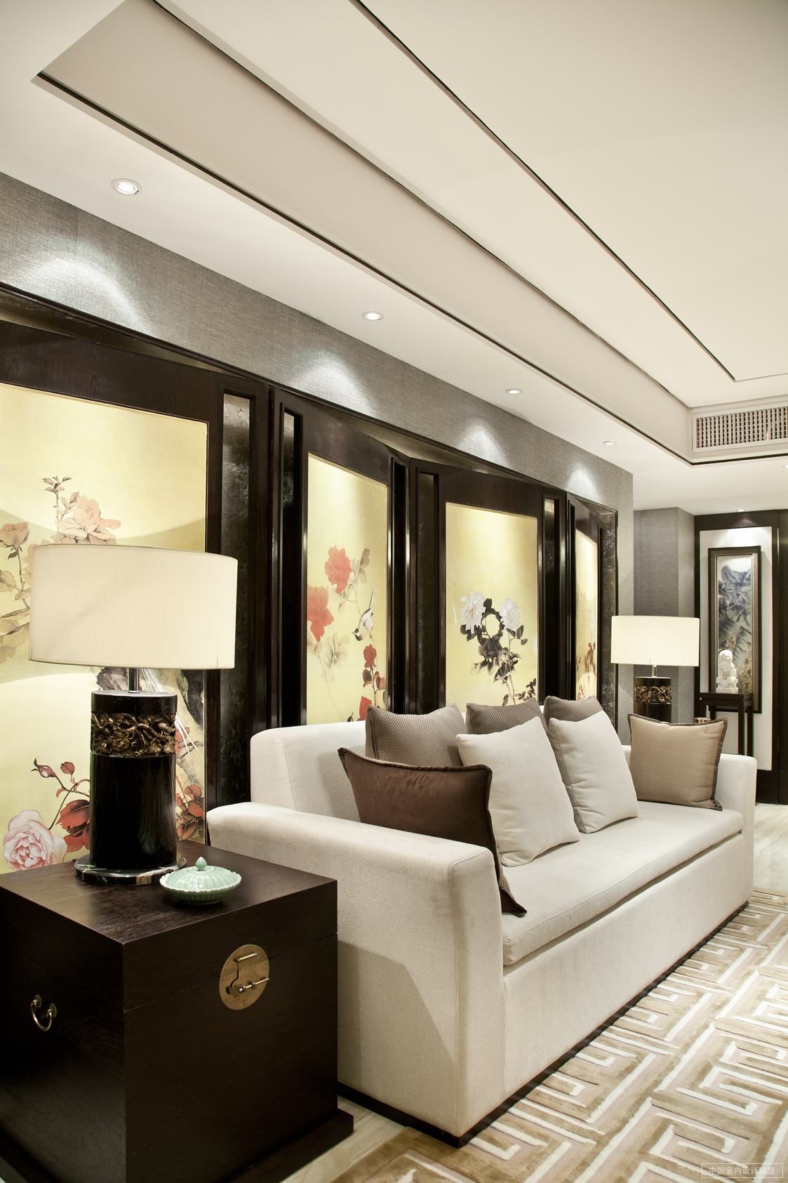 新中式 古典 四居 效果图 隔断 屏风 客厅图片来自实创装饰范范在鸟语茶香的分享