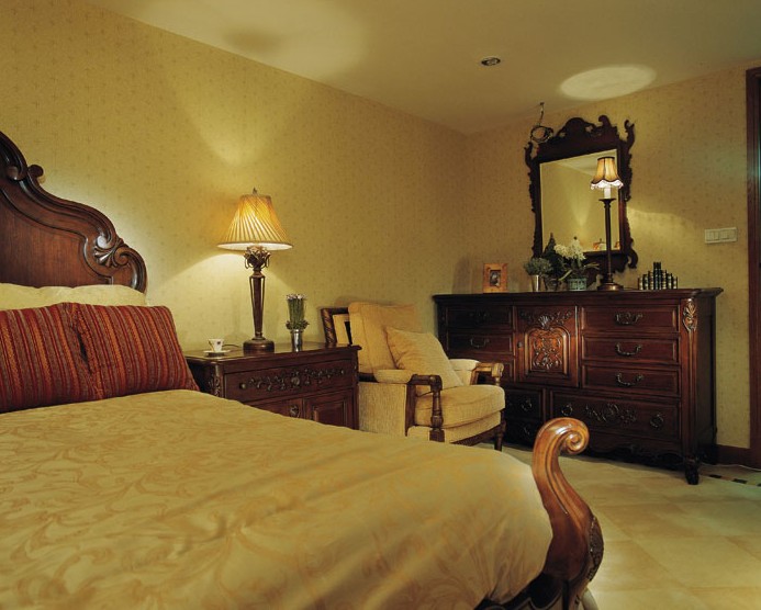 卧室图片来自芙蓉锦程装饰有限公司在保利蝴蝶谷古典欧式的分享