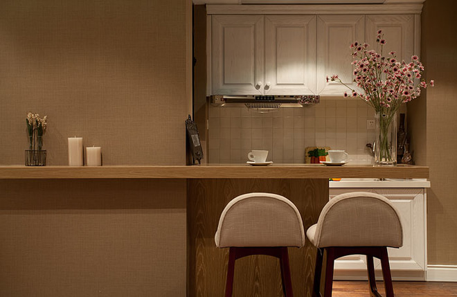 客厅图片来自家装大管家在116平现代咖啡色温情3居室的分享