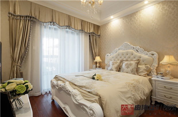 简约法式 三居 卧室图片来自大墅尚品-由伟壮设计在『湖畔魅影』—简约法式风格的分享