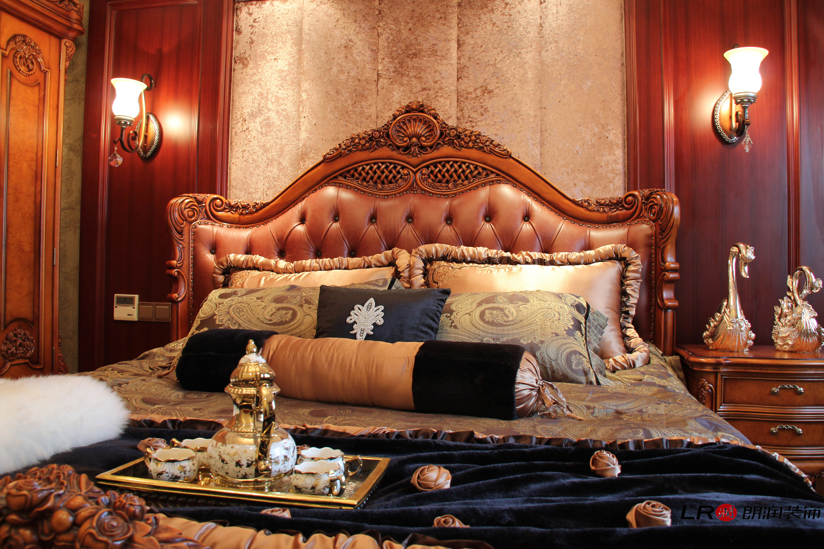 美式 简介 美观 大气 温情暖意 卧室图片来自朗润装饰工程有限公司在世茂玉锦湾的分享