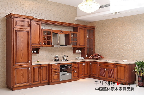 欧式 橱柜 酒柜 别墅 客厅 卧室 厨房图片来自千里河源Milleheyuan在欧式橱柜 酒柜 衣柜的分享