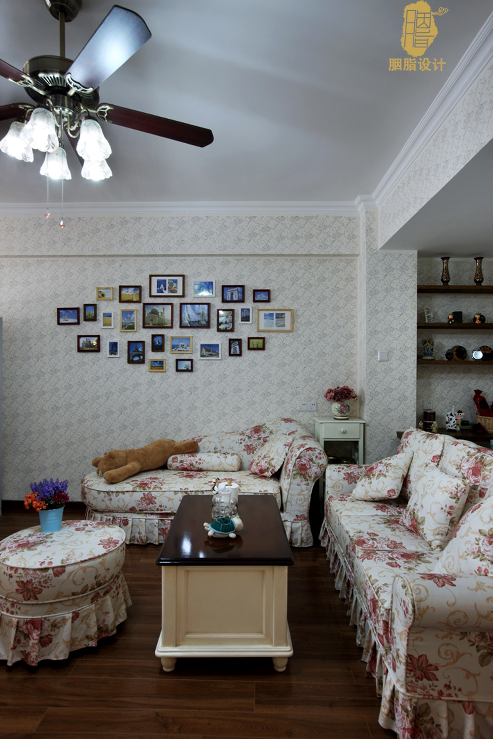 客厅图片来自设计师胭脂在花舍雅居-田园风格的分享