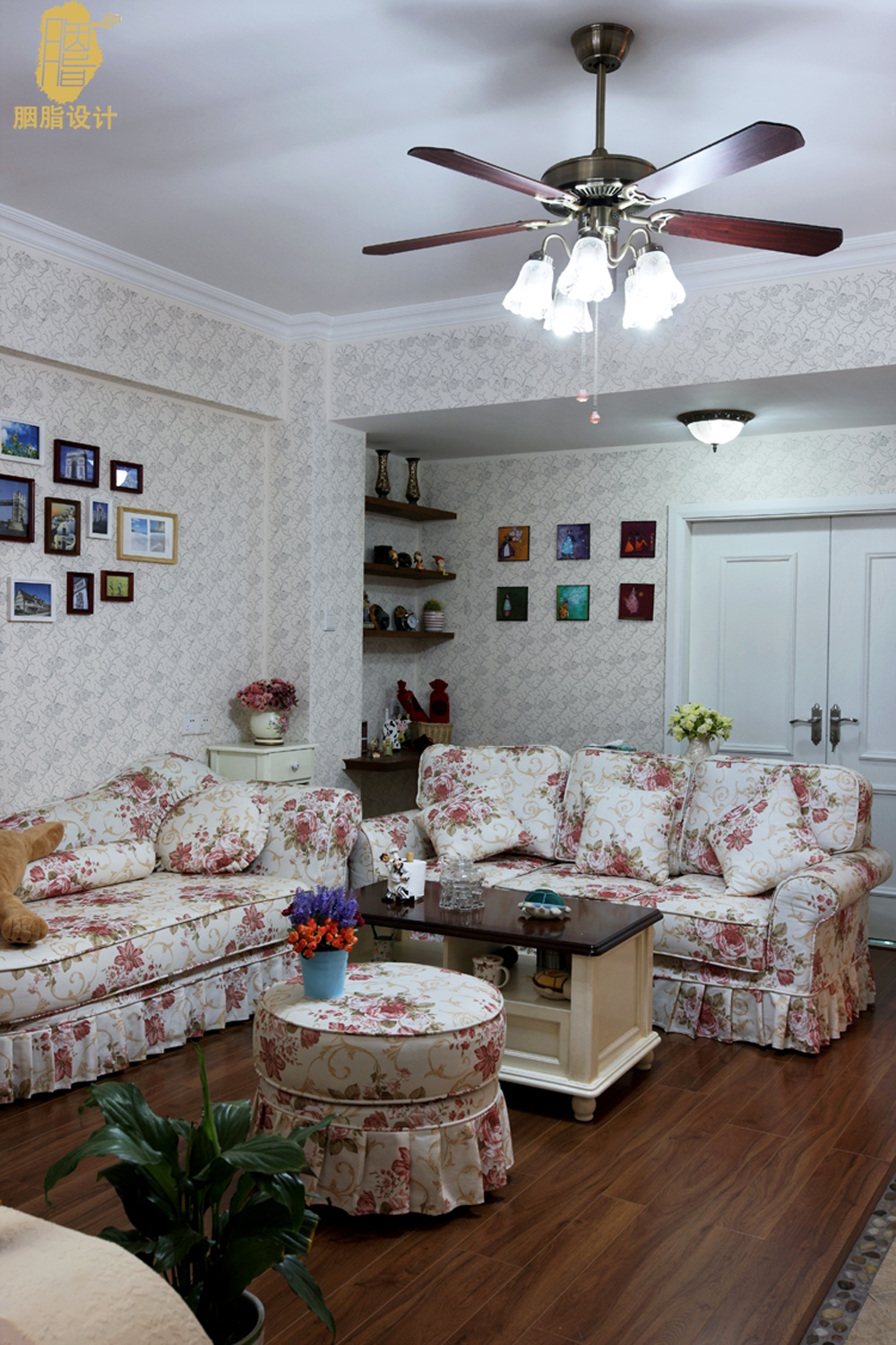 客厅图片来自设计师胭脂在花舍雅居-田园风格的分享
