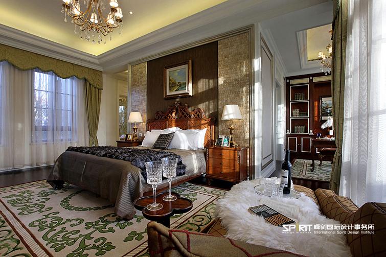 别墅 欧式 卧室图片来自峰上大宅装饰长沙在北京泰禾的分享