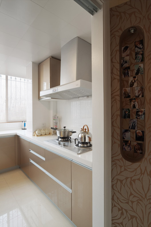 简约 欧式 三居 厨房图片来自实创装饰上海公司在简欧风格浪漫温馨三居室装修的分享