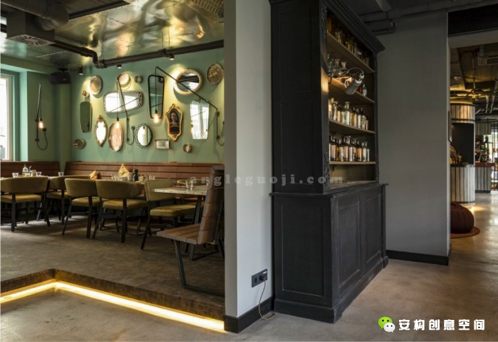 酒店 卧室 设计 软装 装饰 配饰图片来自张子浩Eric在维也纳25Hours酒店设计的分享