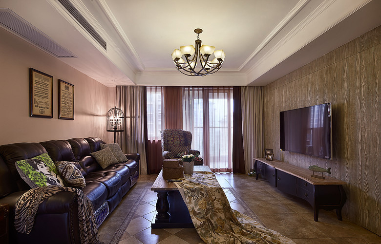 客厅图片来自家装大管家在140平简约美式舒适优雅混搭3居的分享