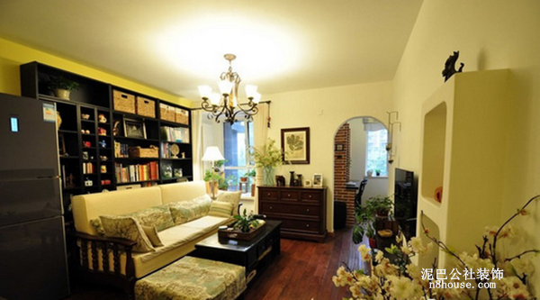 浪漫 实用 二居 地中海 客厅 客厅图片来自泥巴公社设计师叶龙在浪漫地中海 星城荣域的分享