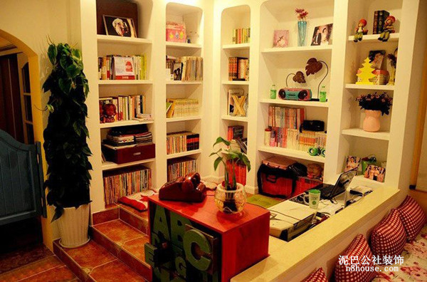 地中海 浪漫 二居 书房 书房图片来自泥巴公社设计师肖勇在地中海 银盆岭社区的分享