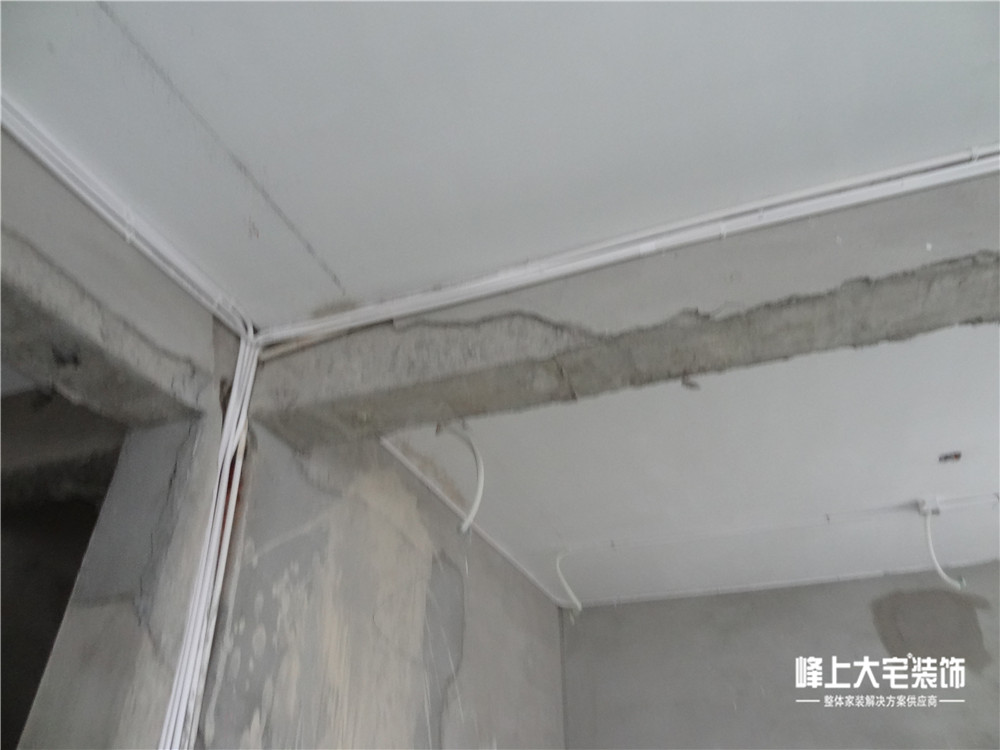 厨房图片来自峰上大宅装饰长沙在克拉美丽山庄水电改造工地的分享