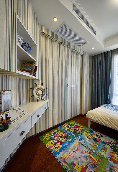 欧式 三居 80后 儿童房图片来自家装大管家在情迷蓝色诱惑 120平欧式浪漫3居的分享
