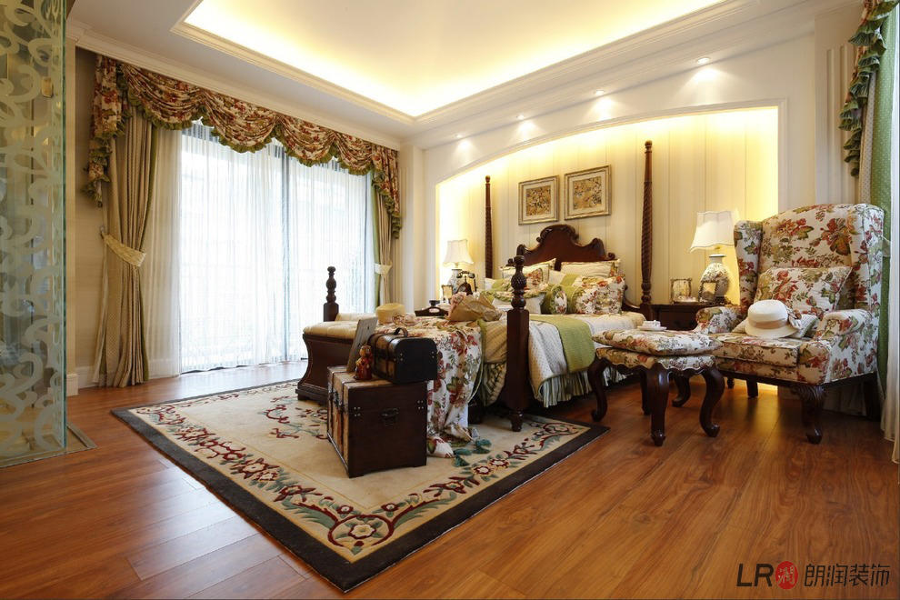 混搭 小资 别墅 卧室图片来自朗润装饰工程有限公司在半山艾马仕欧式、美式混搭的分享