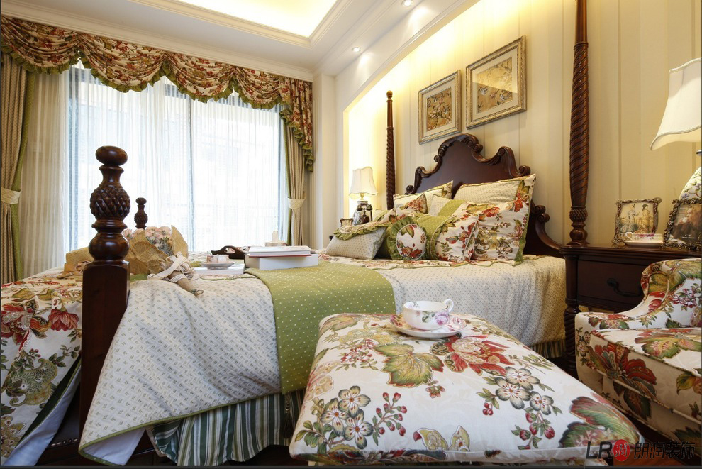 混搭 小资 别墅 卧室图片来自朗润装饰工程有限公司在半山艾马仕欧式、美式混搭的分享