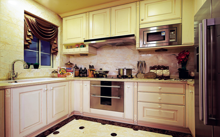 简约 欧式 二居 厨房图片来自武汉实创装饰在140平现代简欧之家的分享