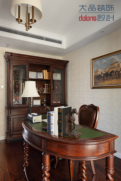 欧式 美式 书房图片来自DoLong董龙设计在枫丹白露 欧美风情的分享