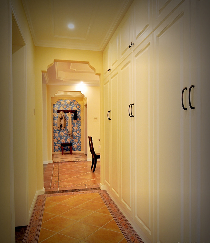 客厅图片来自家装大管家在时光清浅 180平现代美式典雅3居的分享