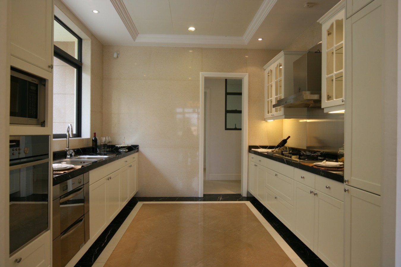 简约 别墅 装修设计 慕尚家居 厨房图片来自慕尚族在世茂龙湾249平  现代简约风格的分享