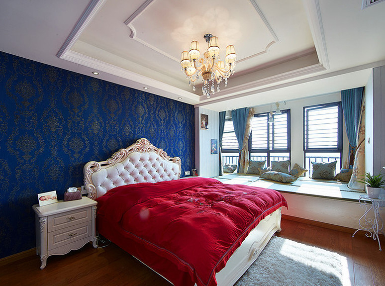 卧室图片来自家装大管家在蓝白舒适空间 125平简欧淡雅3居的分享