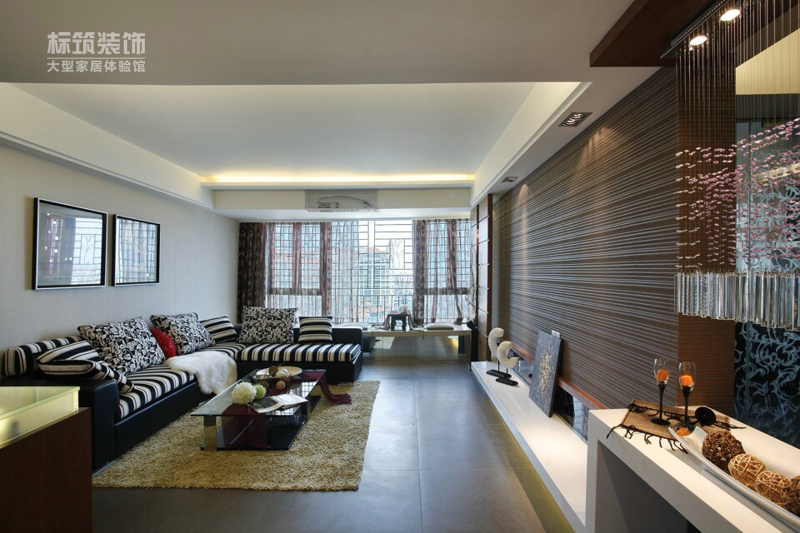 简约 客厅图片来自四川岚庭装饰工程有限公司在丽晶港-简约风格-四居室的分享