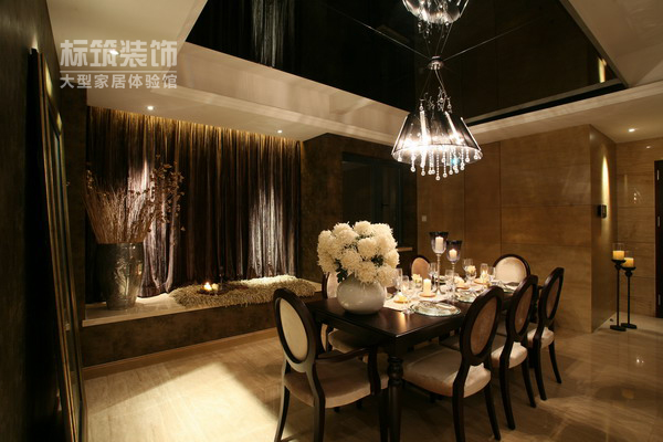 餐厅图片来自四川岚庭装饰工程有限公司在新界-后现代风格-四居室的分享