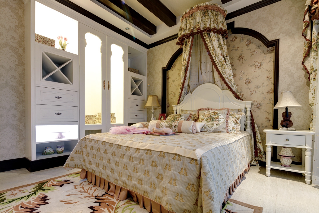 别墅装修 别墅设计 欧式风格 阿拉奇设计 卧室图片来自阿拉奇设计在罗马欧式别墅家居设计的分享