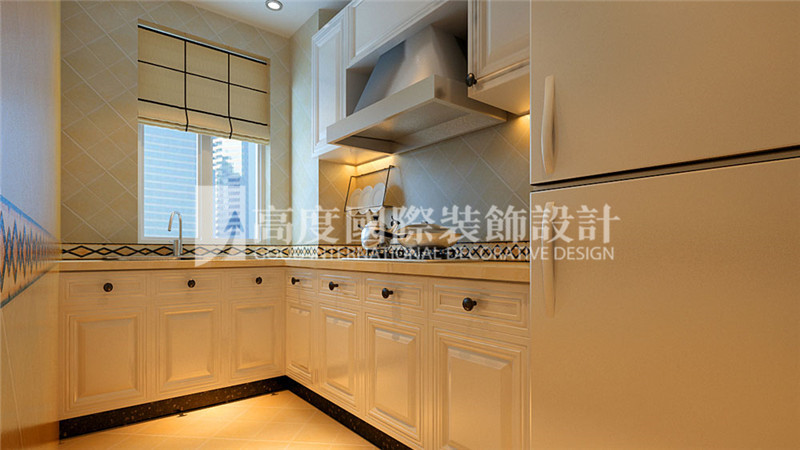简约 欧式 田园 混搭 二居 三居 白领 收纳 旧房改造 厨房图片来自北京高度国际装饰设计在长阳国际城90新古典风格设计的分享