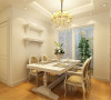 该户型为意境兰庭两室两厅一卫一厨，设计风格是简欧风格，整体以暖色调为主。