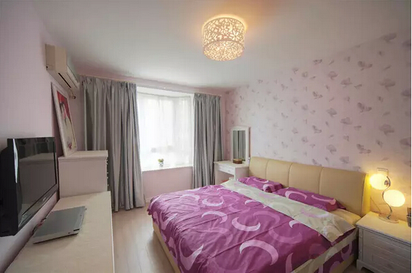 简约 复式 婚房 卧室图片来自实创装饰上海公司在156平现代红色激情复式装修的分享