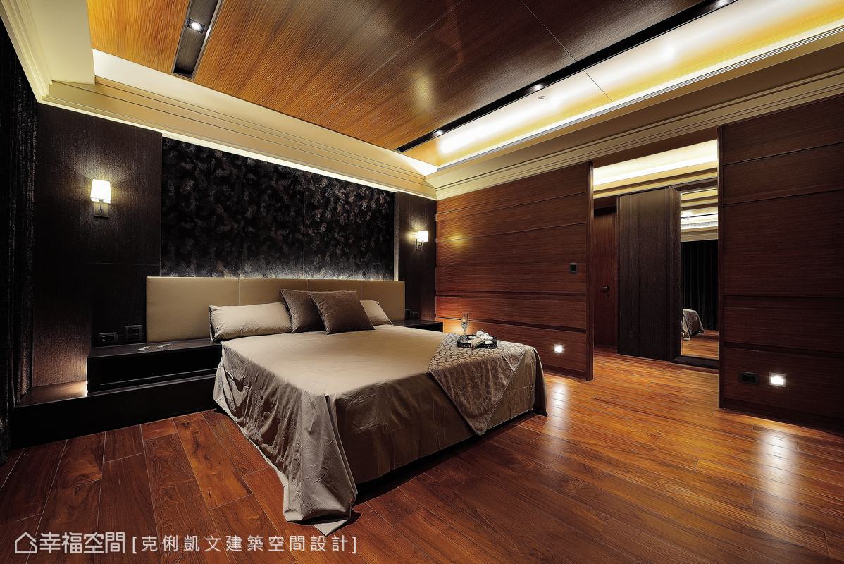 卧室图片来自幸福空间在280平精萃 奢美之最的分享