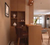 此户型是一套三室一厅俩卫一厨131㎡的平层户型，此户型设计为新中式风格。