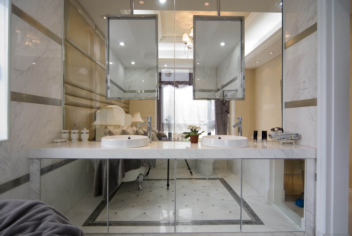 简约 后现代 四居 装修设计 慕尚家居 卫生间图片来自慕尚族在广电兰亭珑府  后现代175平的分享