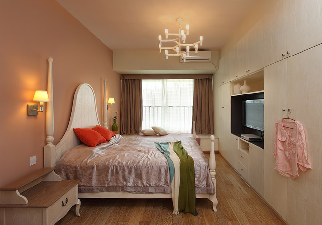 田园 卧室图片来自四川岚庭装饰工程有限公司在150平美式田园三居装修效果图的分享