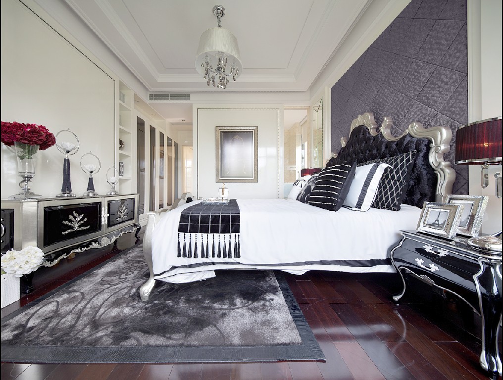 三居 欧式 80后 小资 收纳 白领 卧室图片来自武汉豪迪装饰公司在千秋无绝色，悦目是佳人的分享