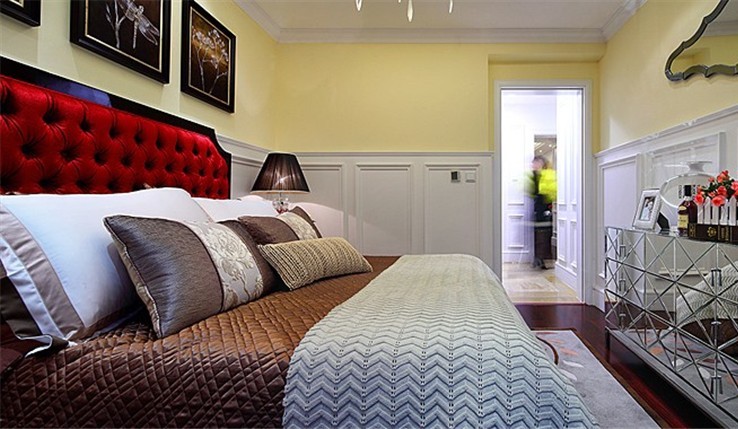 日升装饰 卧室图片来自装修设计芳芳在117平欧式典雅三房两厅的分享