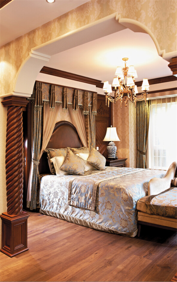 卧室图片来自周楠在超美奢华欧式风格别墅设计的分享