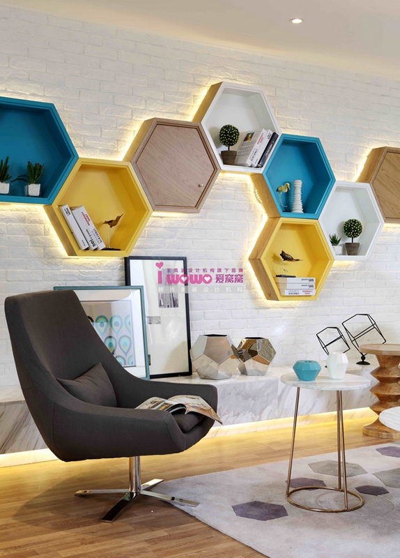 loft 现代简约 客厅 客厅图片来自爱窝窝精致家装机构在精致六边形的分享