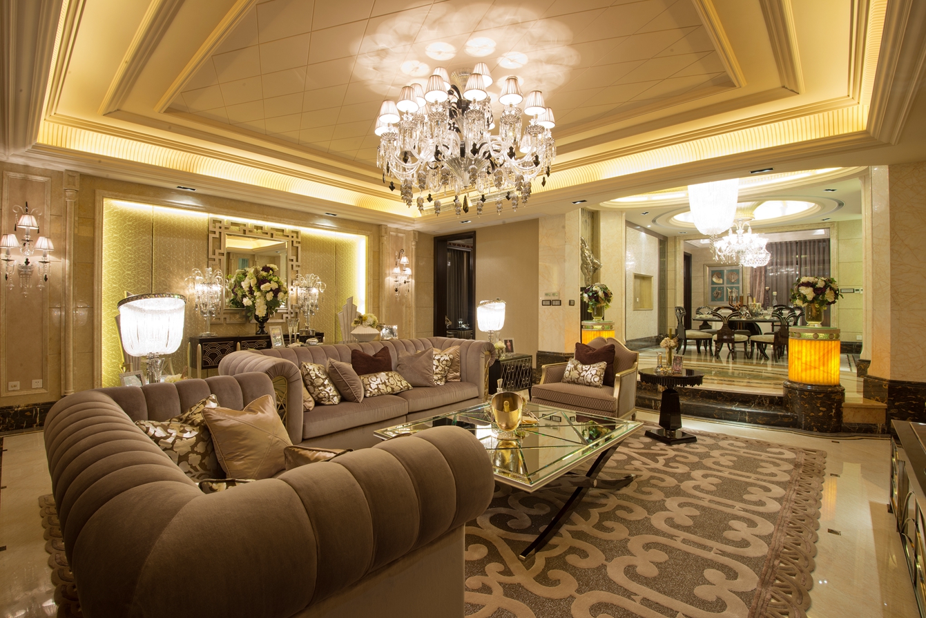欧式 客厅图片来自朗润装饰工程有限公司在中海九号公馆245㎡欧式风格的分享