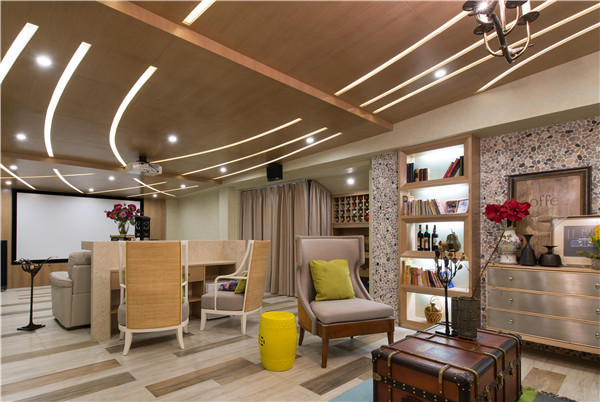客厅图片来自周楠在东南亚异域风格婚房装修设计的分享