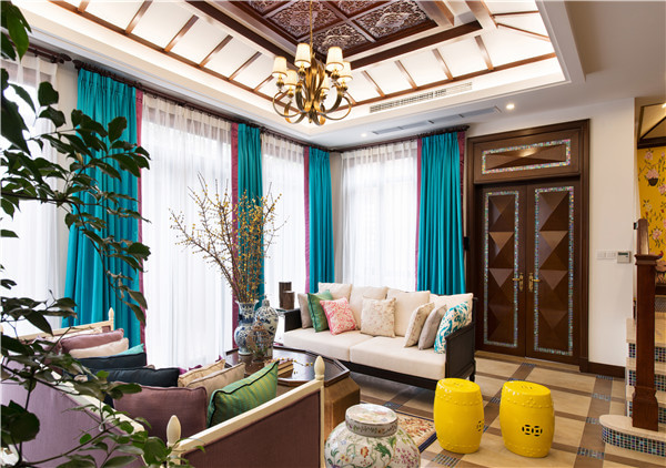 客厅图片来自周楠在东南亚异域风格婚房装修设计的分享