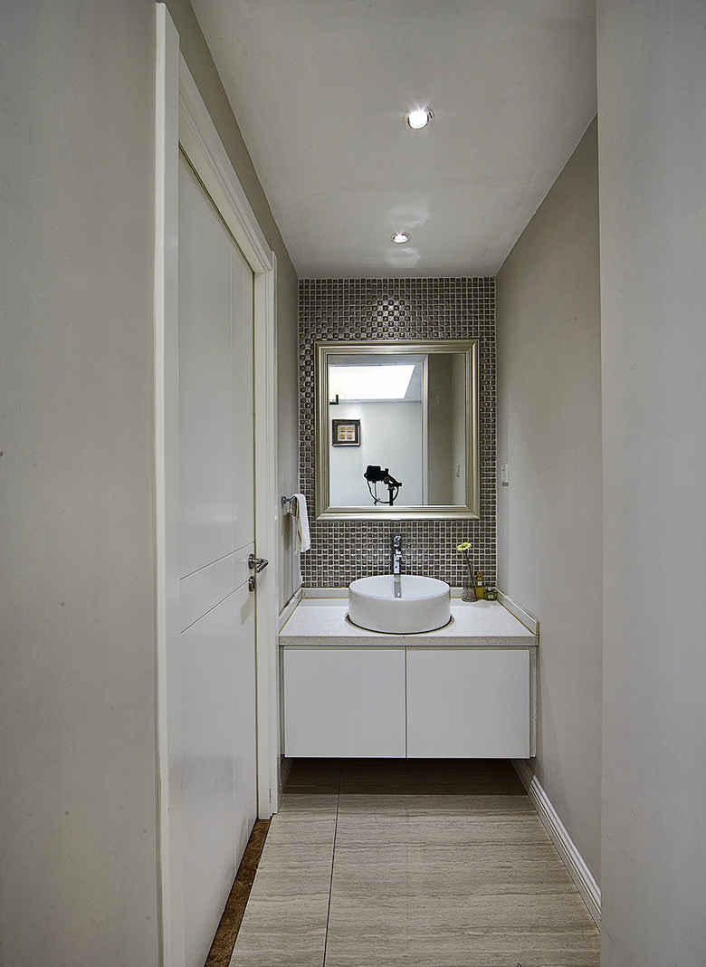 卫生间图片来自家装大管家在至精归于至简 135平现代简约3居的分享