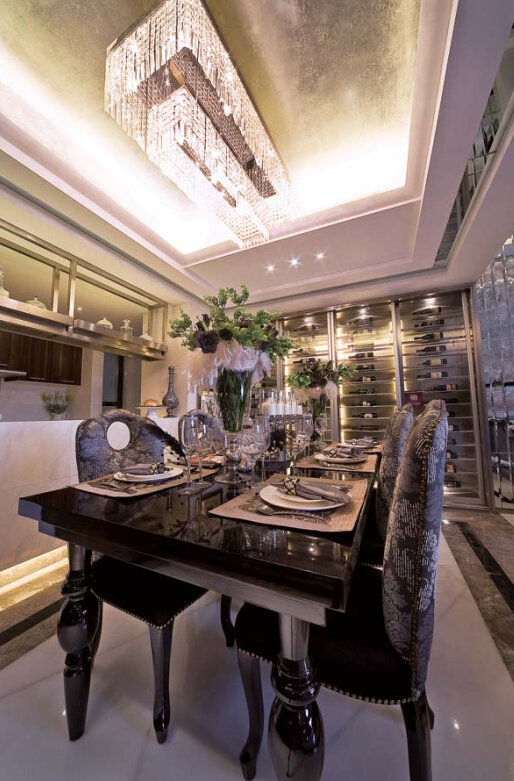 欧式 简约 别墅 餐厅图片来自紫禁尚品设计师李擎在融科千章墅的分享