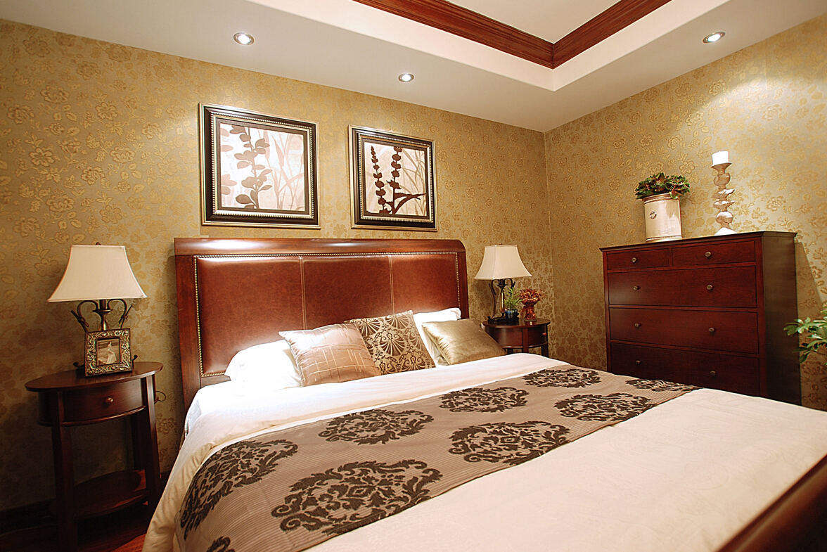 别墅 美式 卧室图片来自紫禁尚品设计师李擎在汤泉墅的分享