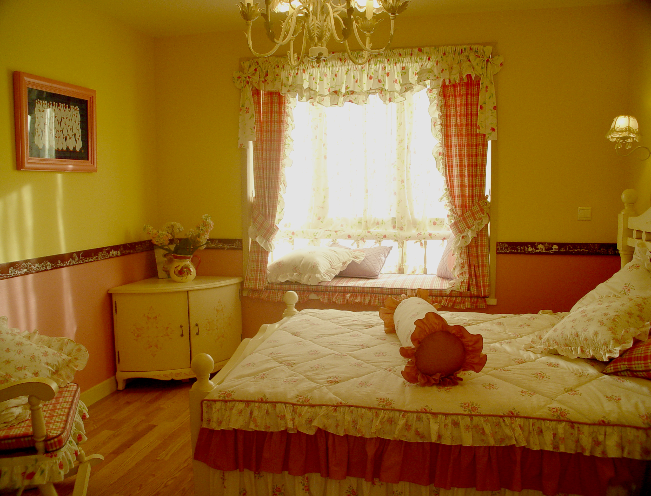 卧室图片来自紫禁尚品国际装饰公司在美式乡村风格的分享
