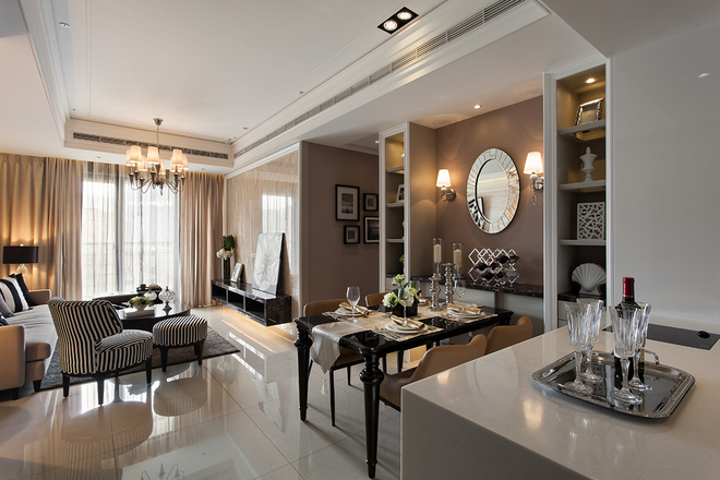 欧式 三居 白领 小资 80后 客厅图片来自武汉实创装饰在欧式三居 • 92平酒店风精品住宅的分享
