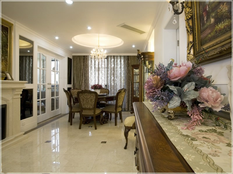 三居 混搭 客厅图片来自武汉豪迪装饰公司在世纪江尚的分享