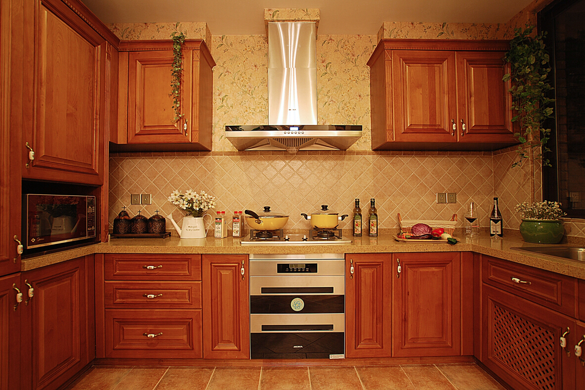 美式 别墅装修 厨房图片来自紫禁尚品设计师李擎在美式风格案例的分享