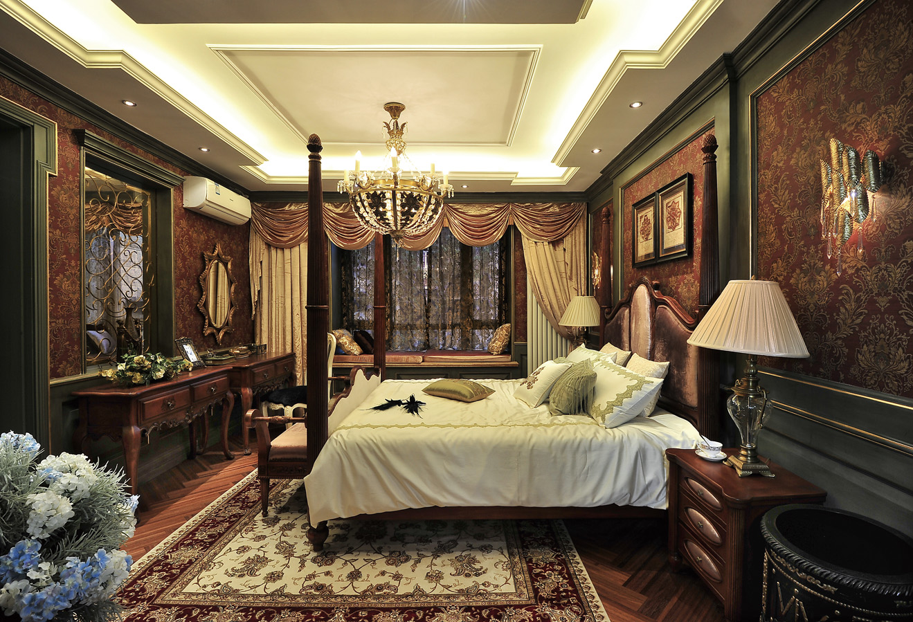 法式 别墅 卧室图片来自紫禁尚品设计师李擎在棕榈滩中央别墅凡是风格的分享