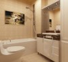 卫生间中浴室柜用了特殊面板，耐腐蚀，耐泡水