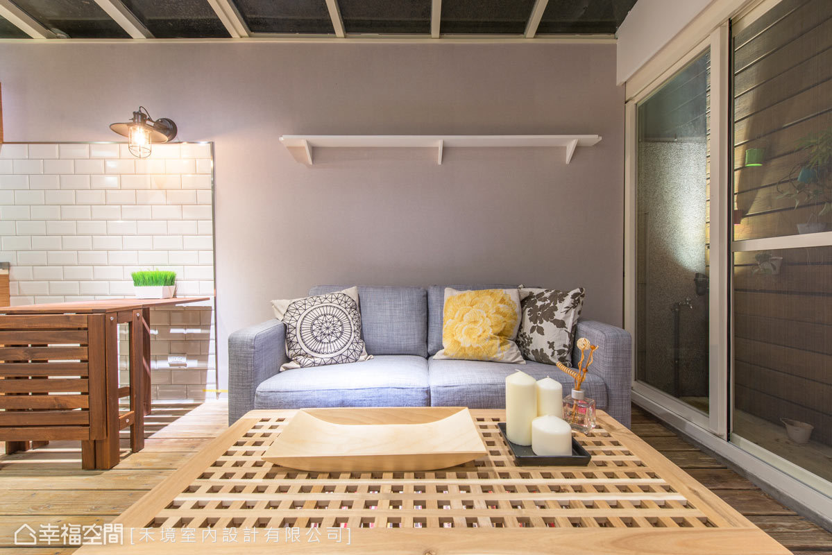 客厅图片来自幸福空间在56平打造北欧IKEA风尚的分享